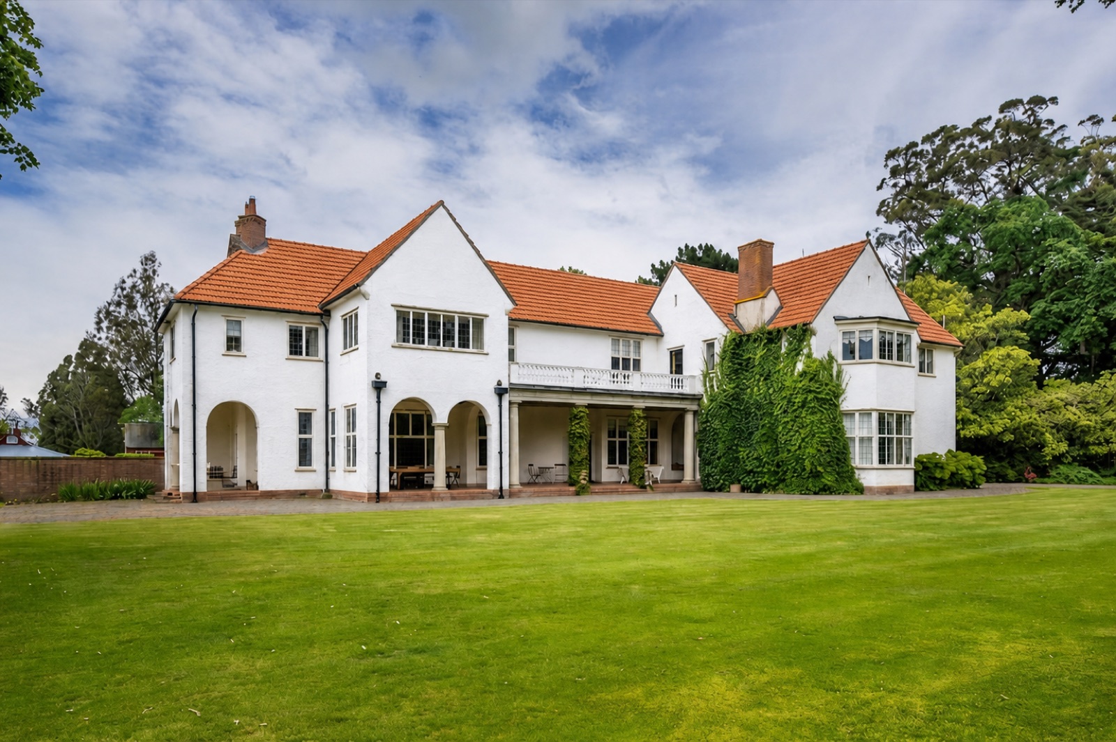 Longwood — front elevation